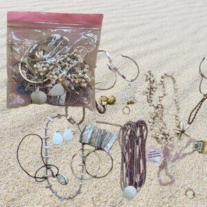 Mermaidcore Jewelry Bundle 03 – Golden Pink Tones, Pearls & Iridescent Details